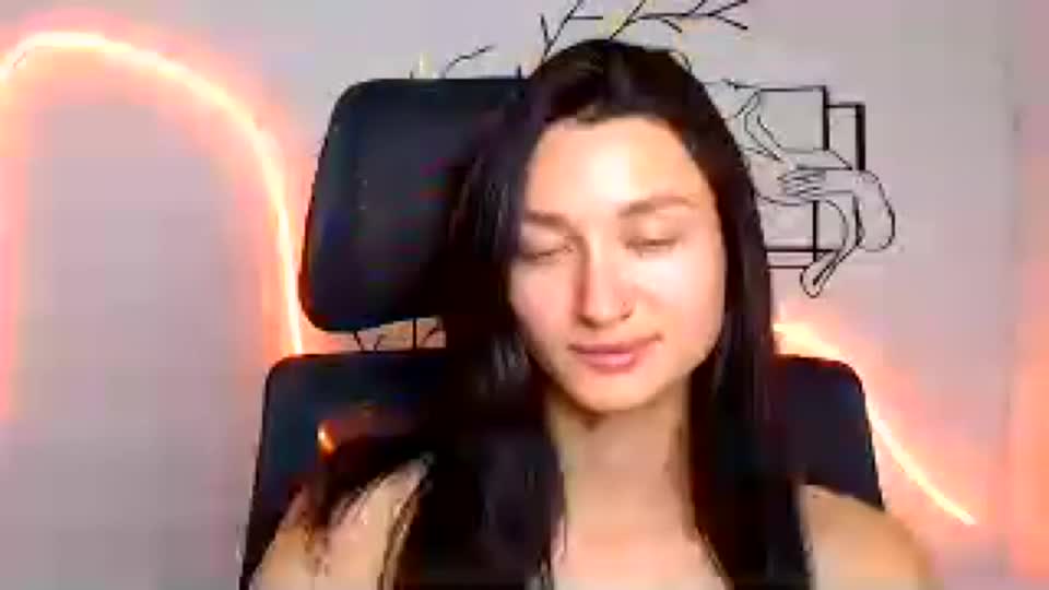 tayavibe Webcam Chat August 15, 2026