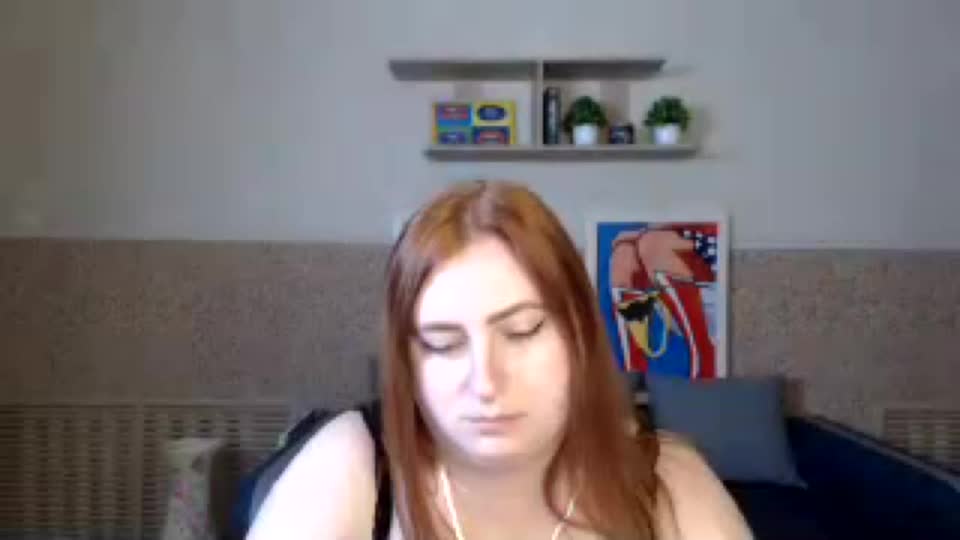 alicia_side_red Webcam Chat August 15, 2026