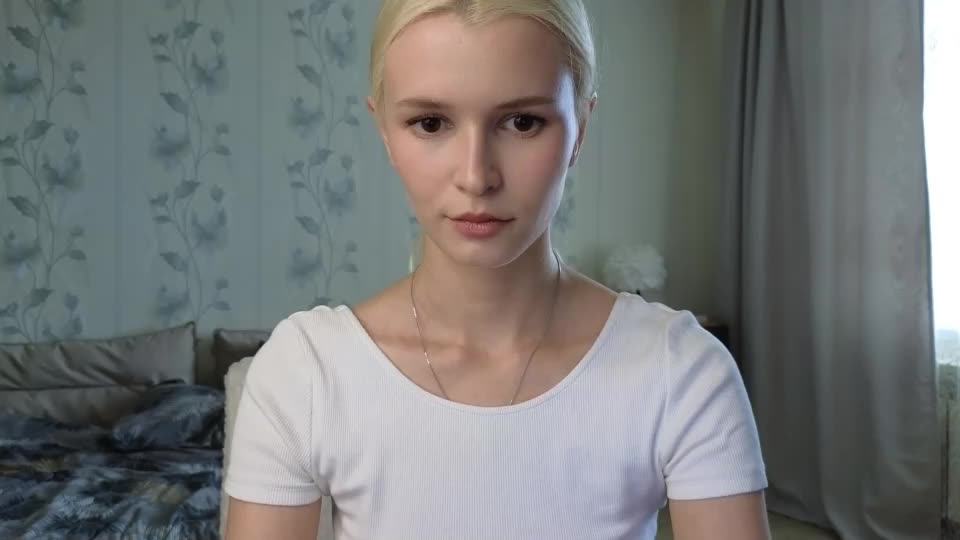 yennaone Webcam Chat August 15, 2026