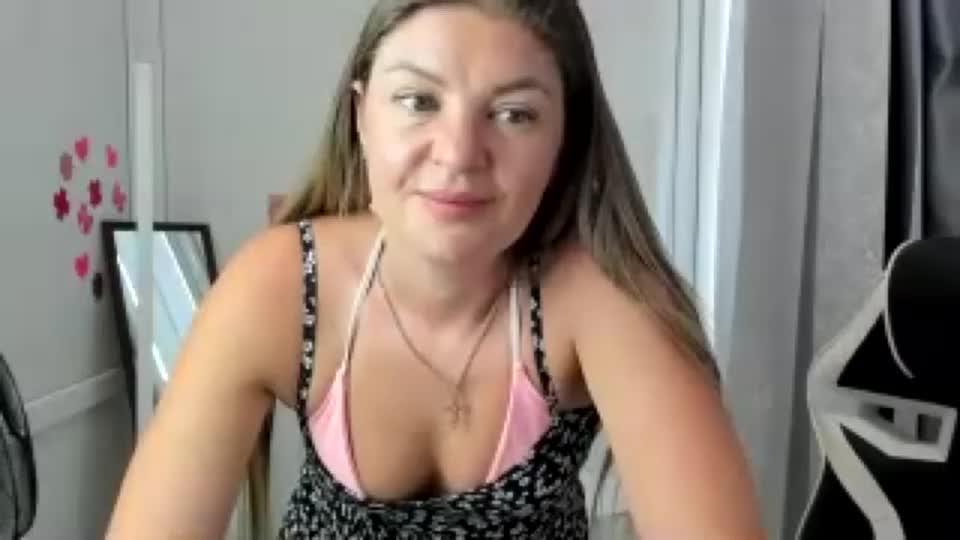 madison_smile Webcam Chat August 15, 2026