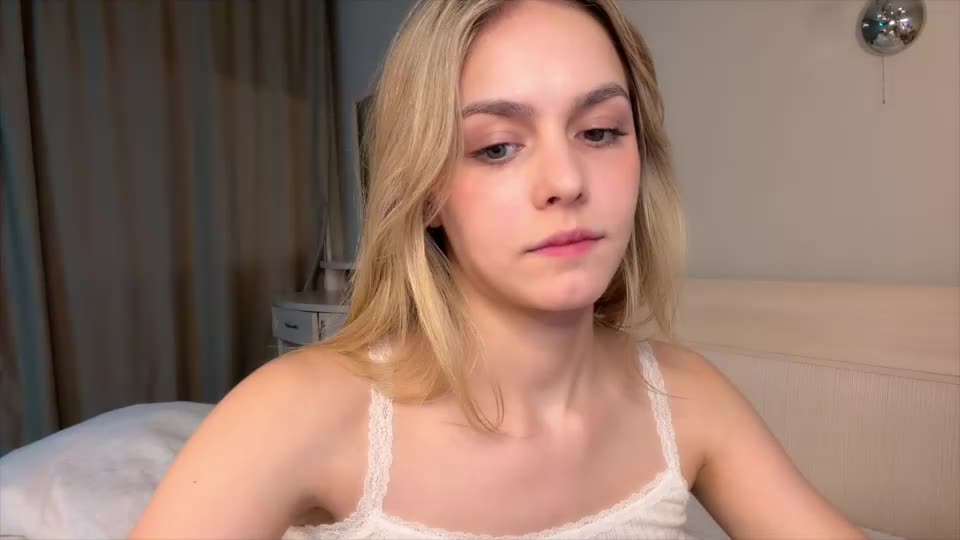 leviavillat Webcam Chat August 15, 2026