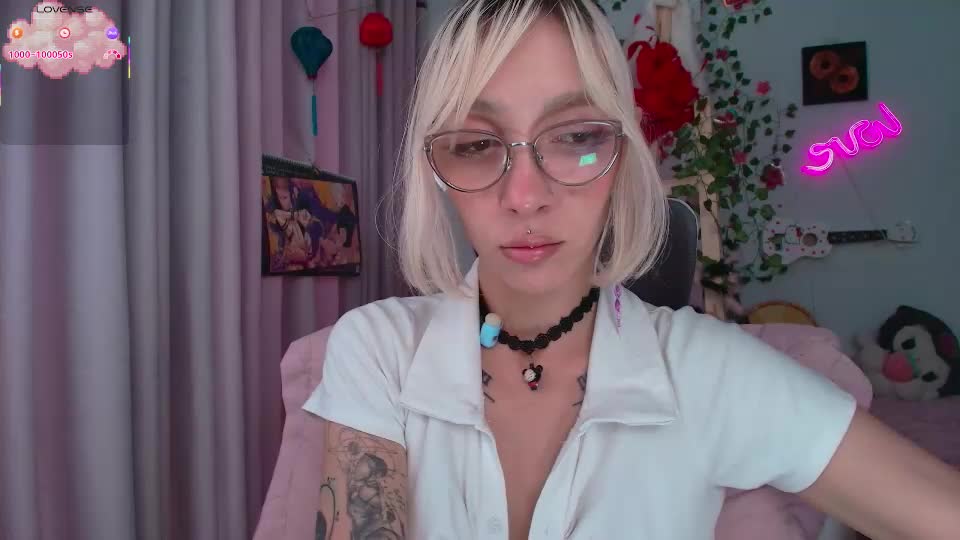 yozunaa Webcam Chat August 15, 2026