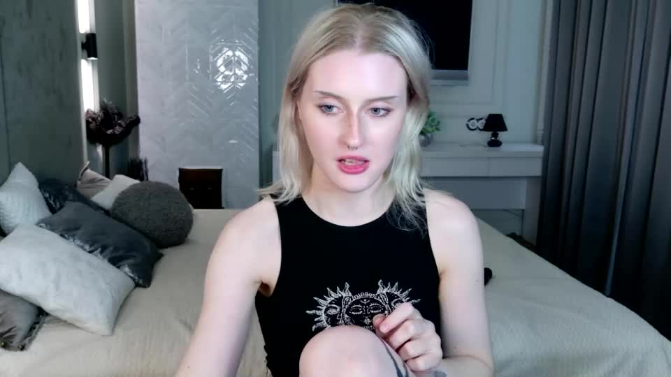 oh__lily Webcam Chat August 15, 2026