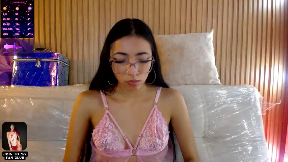 violett1126 Webcam Chat August 16, 2026