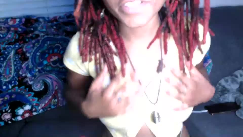 tiny_cupcake2 Webcam Chat August 16, 2026