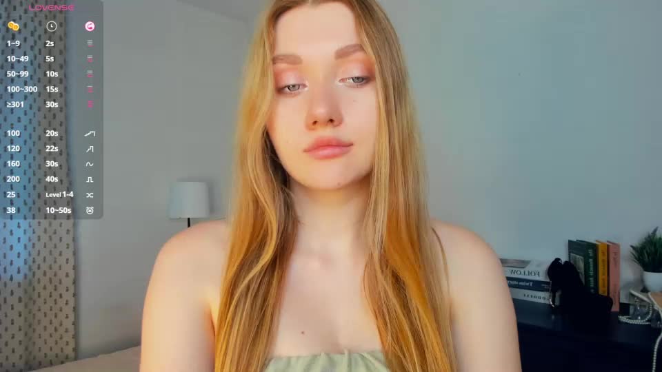 laviniahoutz Webcam Chat August 16, 2026