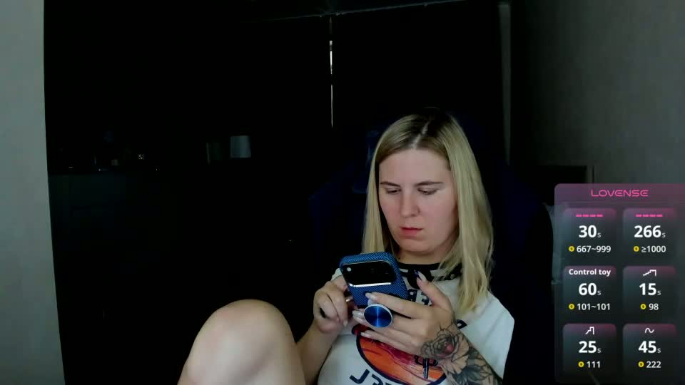 oliviamunk Webcam Chat August 16, 2026