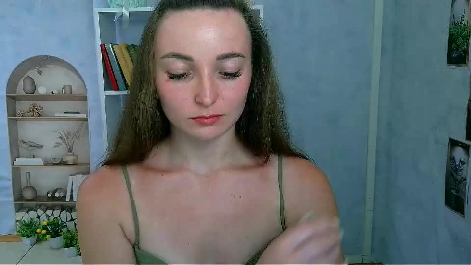 kiss_shy Webcam Chat August 16, 2026