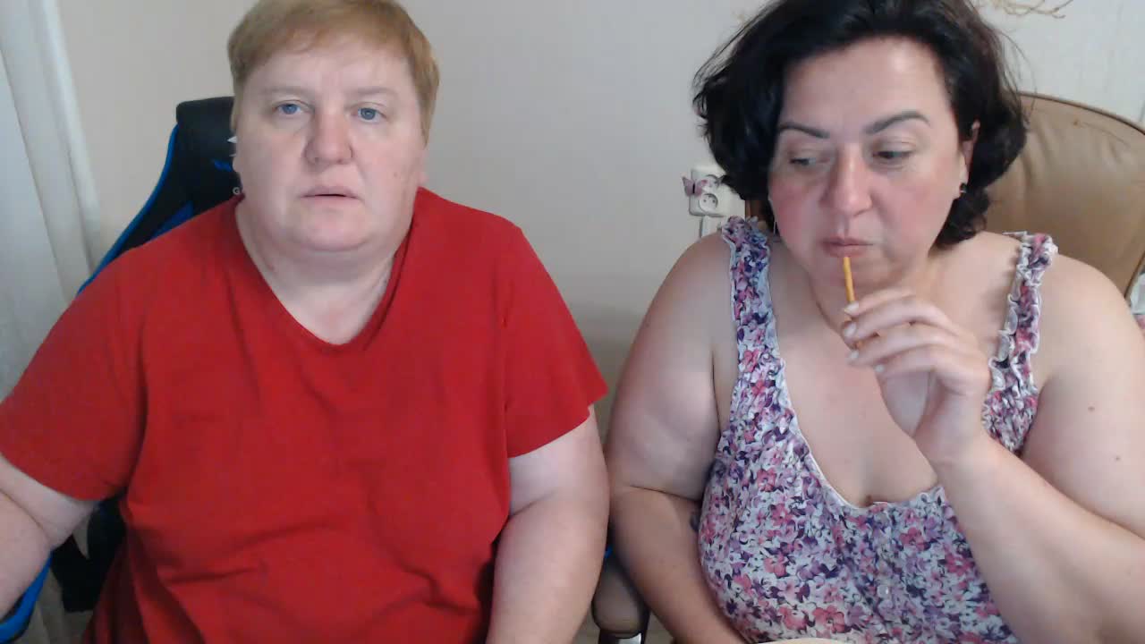 XMollyJaneEX Webcam Chat August 16, 2026