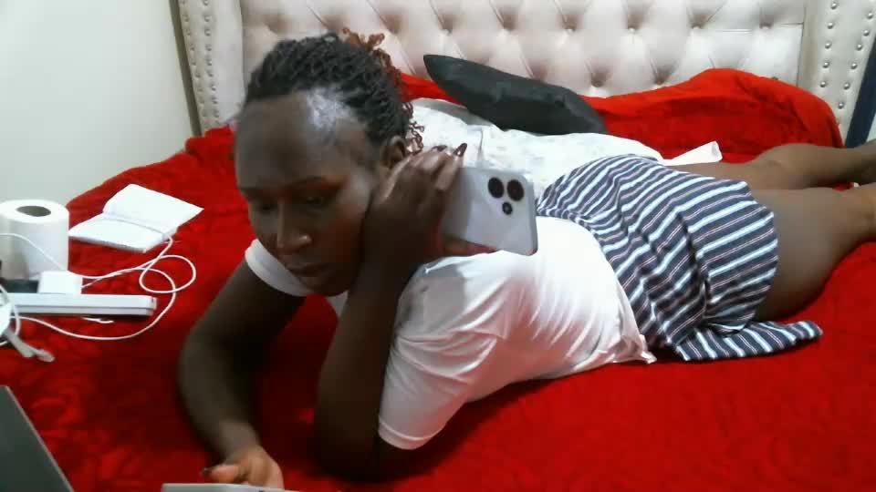 zindzi Webcam Chat August 16, 2026