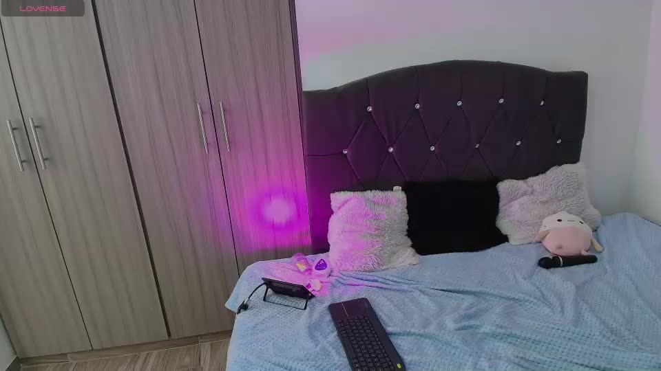 venus_hexxx Webcam Chat August 16, 2026
