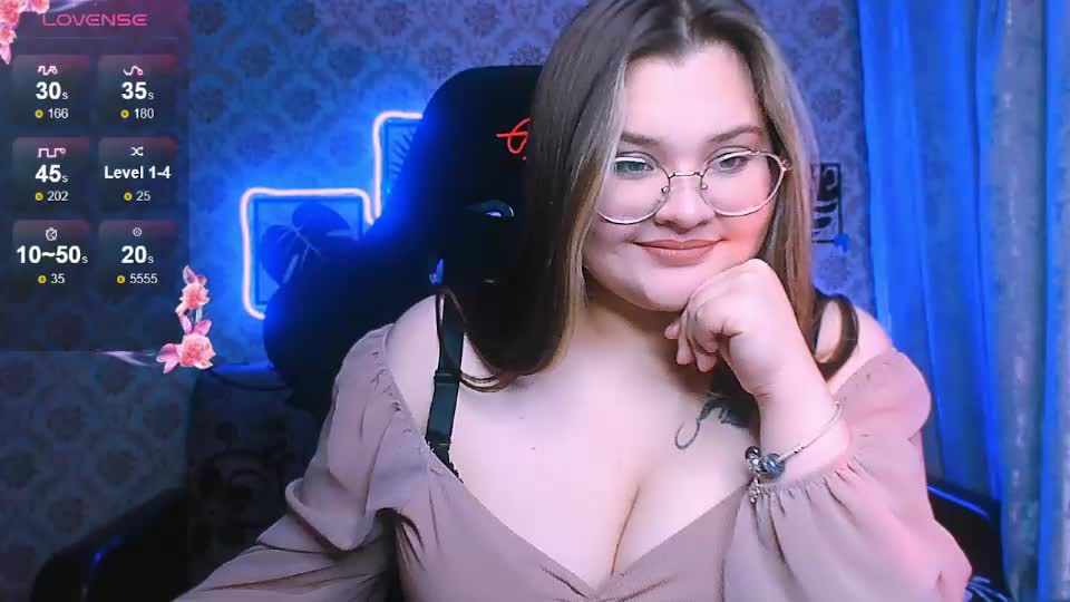 dreamforyoue2 Webcam Chat August 16, 2026