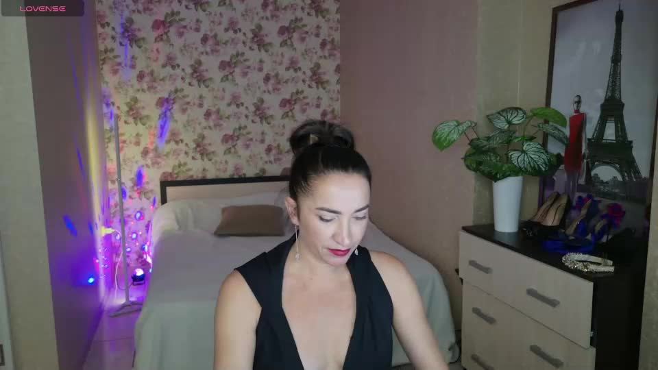 anne_karma Webcam Chat August 16, 2026