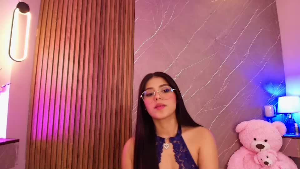 ariana_jhonson11 Webcam Chat August 16, 2026