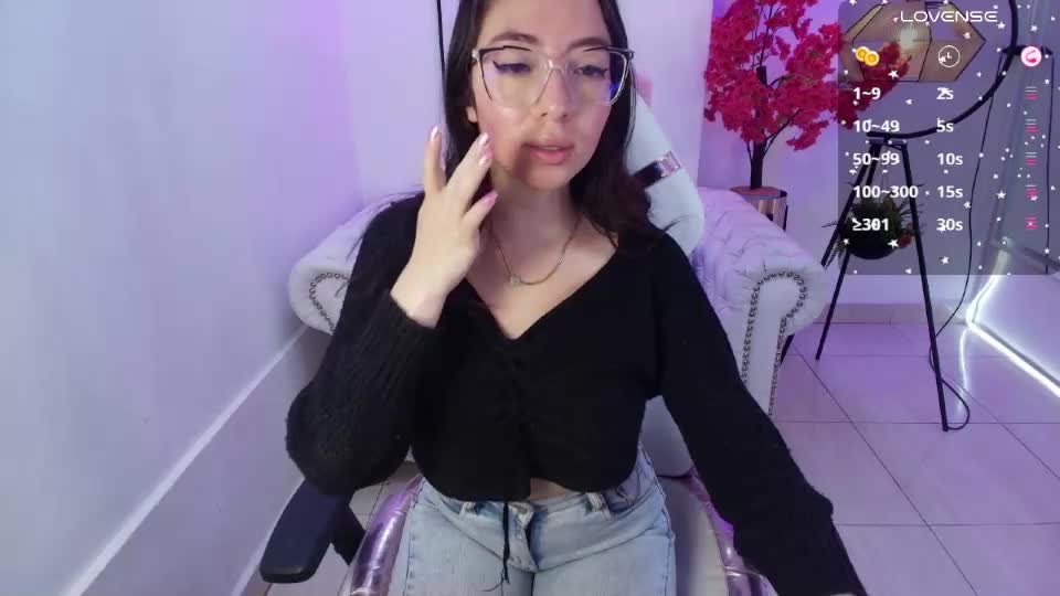 veronica_miiller Webcam Chat August 16, 2026