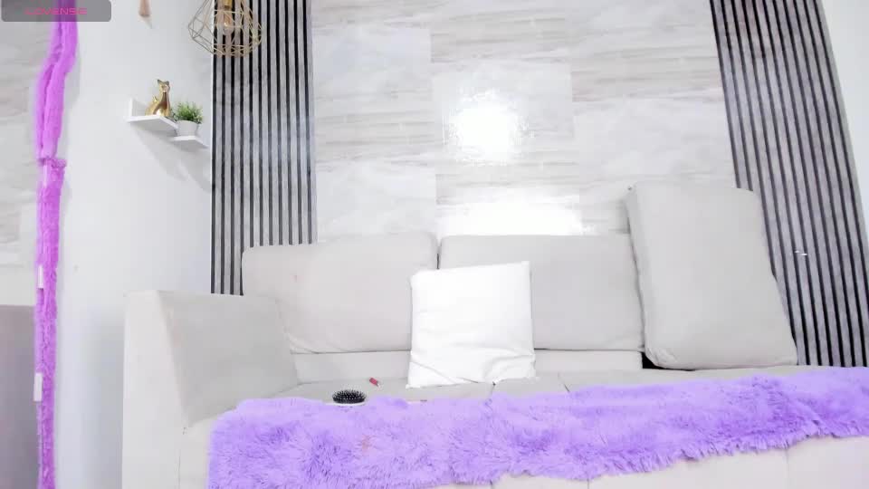 tyra_pettite Webcam Chat August 16, 2026
