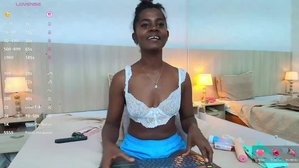 mara_sinclair Webcam Chat August 16, 2026