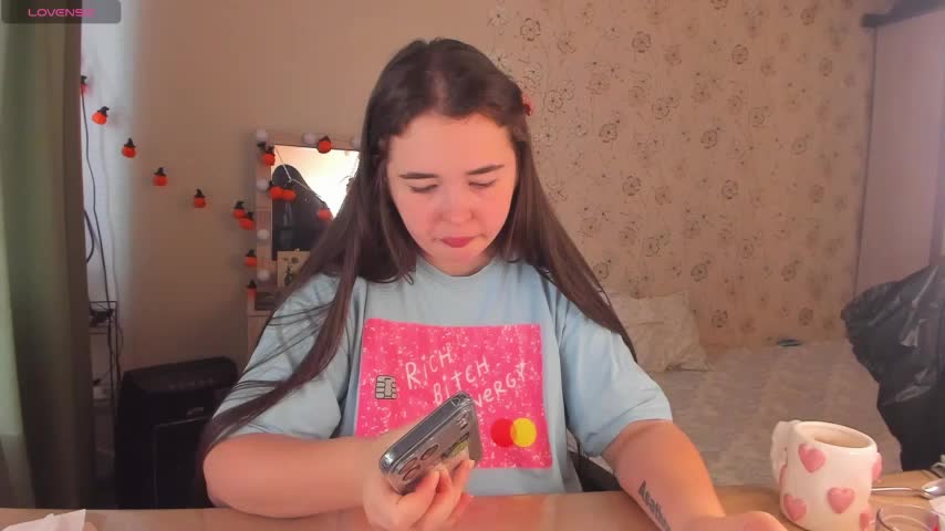 Alice_next_door Webcam Chat August 16, 2026