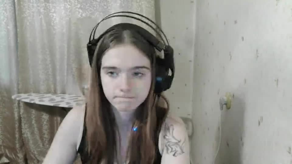 shavonflosi Webcam Chat August 16, 2026