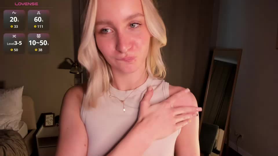 meganhenns Webcam Chat August 16, 2026