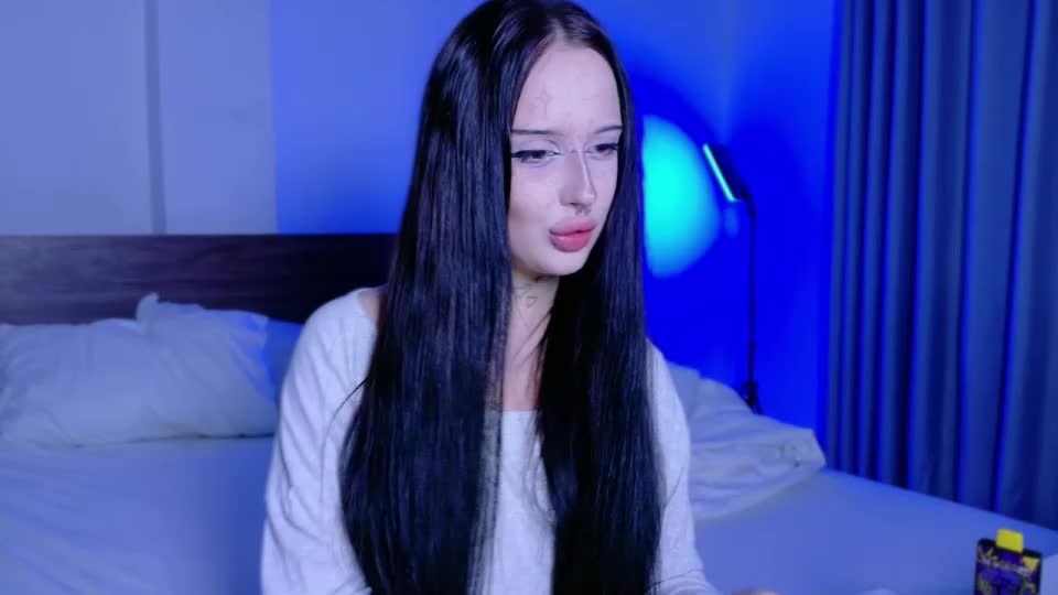 lolykari Webcam Chat August 16, 2026