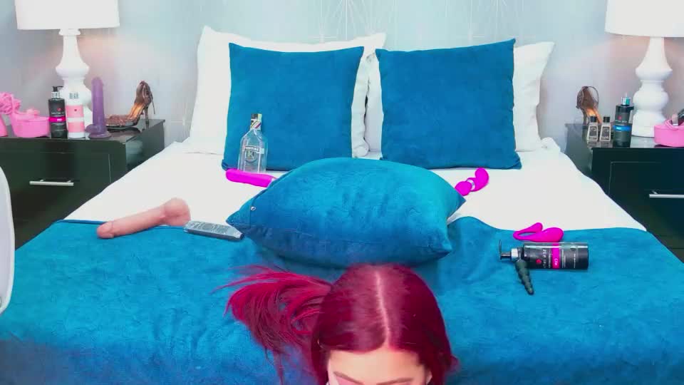 antonellaescudero Webcam Chat August 16, 2026
