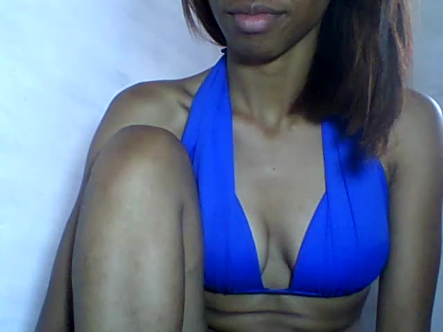 leeromi Webcam Chat August 16, 2026