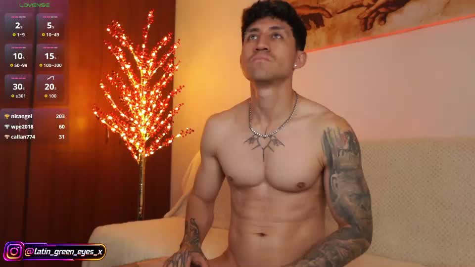 latin_green_eyes_ Webcam Chat August 17, 2026