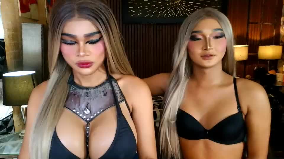 ellahemperialts Webcam Chat August 17, 2026