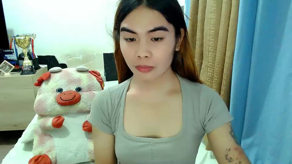 mikhaylaanderson Webcam Chat August 17, 2026