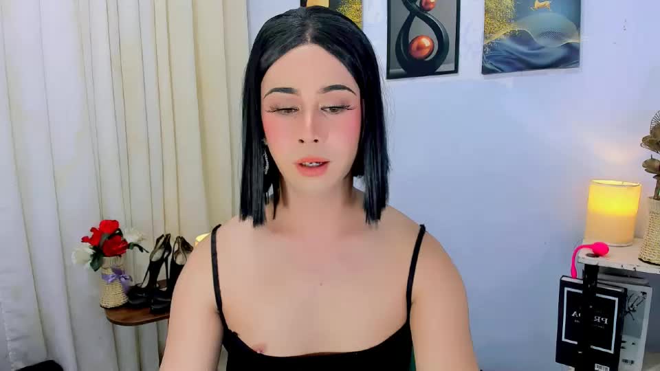 expensive_elise Webcam Chat August 17, 2026