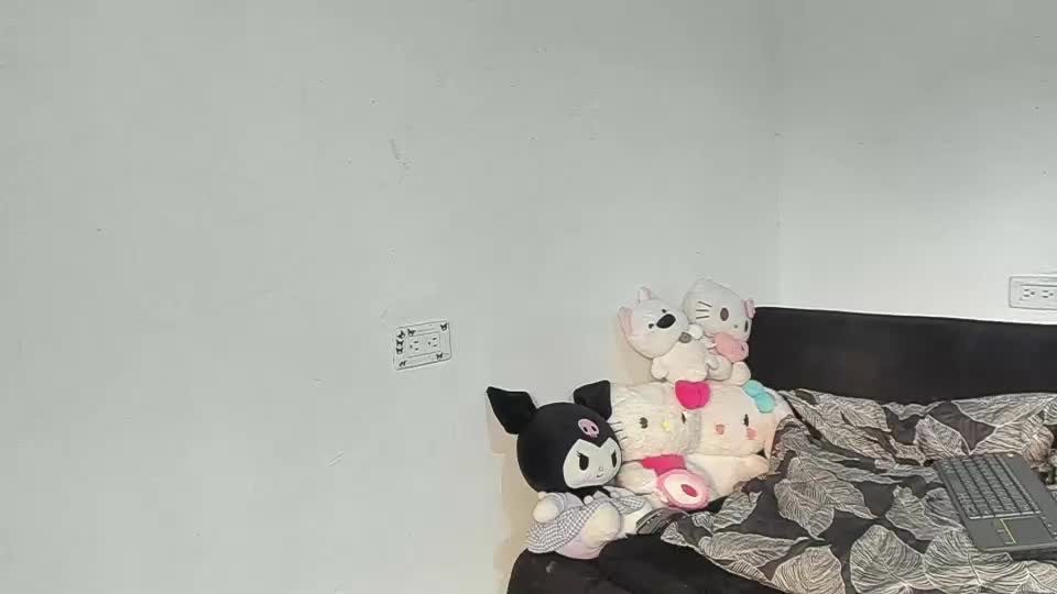 salome_daniel Webcam Chat August 17, 2026