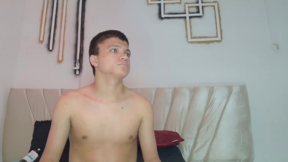 aly_n_sebas Webcam Chat August 17, 2026