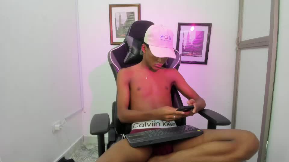 jordan_cum18 Webcam Chat August 17, 2026