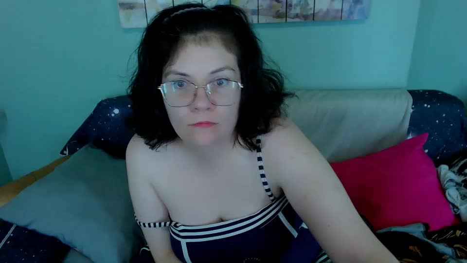 everly_rays Webcam Chat August 17, 2026