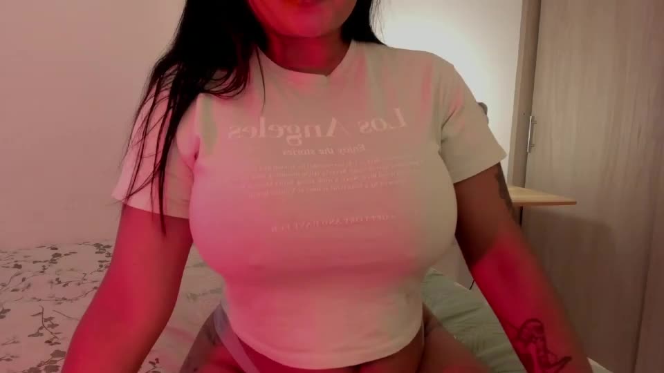 m1emilia Webcam Chat August 17, 2026