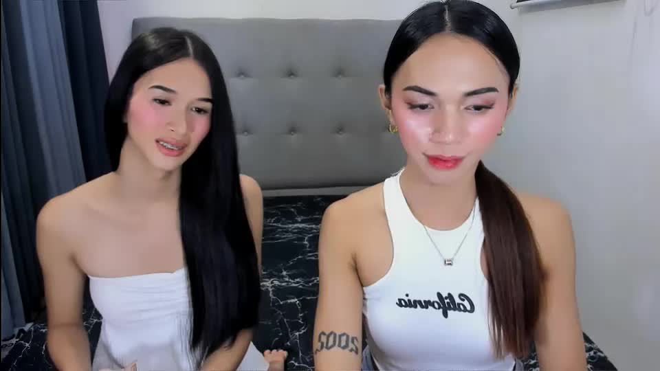 yumi_amethyst Webcam Chat August 17, 2026