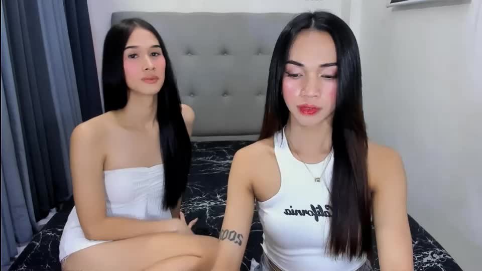yumi_amethyst Webcam Chat August 17, 2026