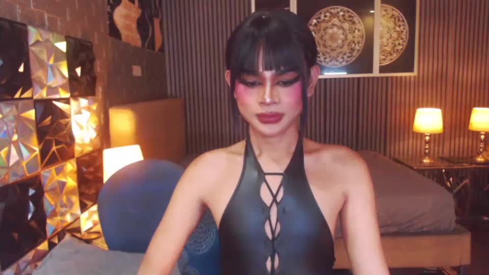 ellahemperialts Webcam Chat August 17, 2026