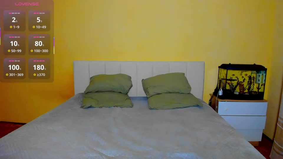 cute_becca_cb Webcam Chat August 17, 2026