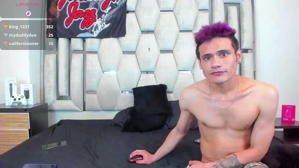 karlaandmat Webcam Chat August 17, 2026