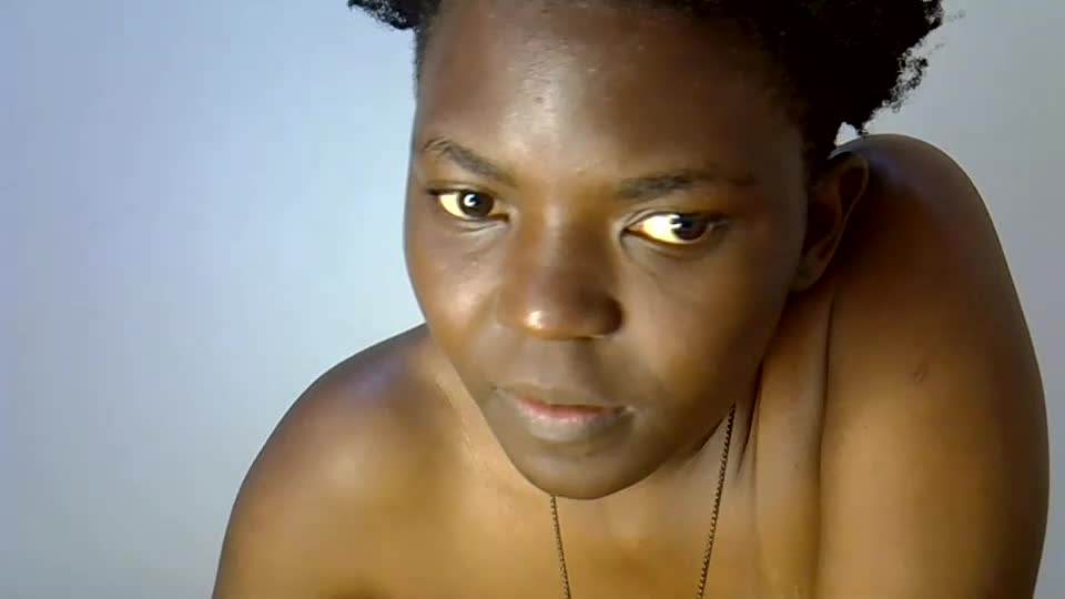 angell_queen2 Webcam Chat August 18, 2026