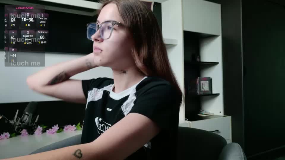 evaandluna Webcam Chat August 18, 2026