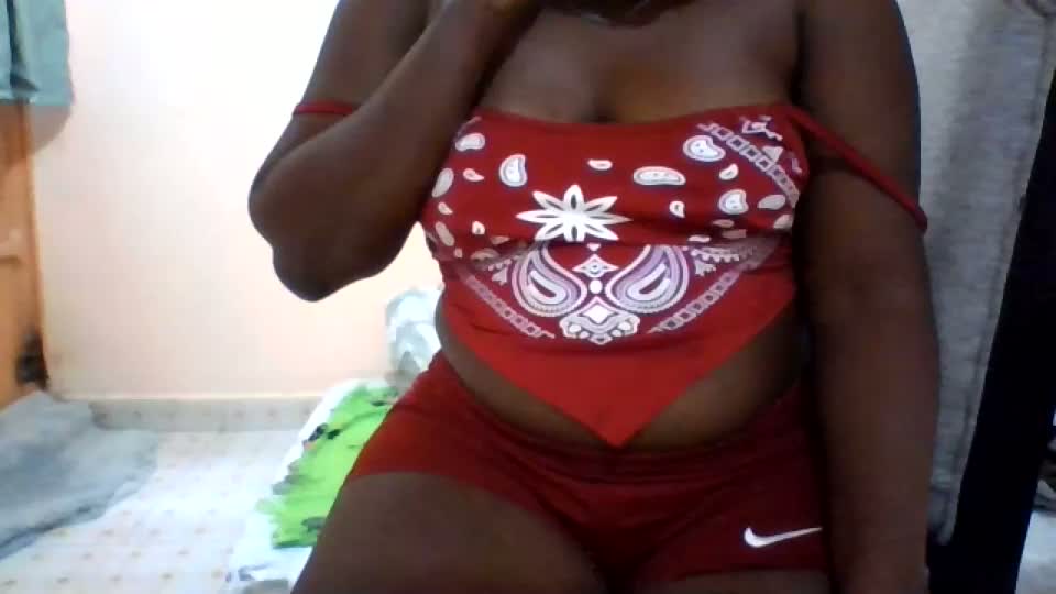 remmy_luna Webcam Chat August 18, 2026