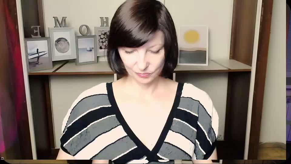 angelinalov_ Webcam Chat August 18, 2026