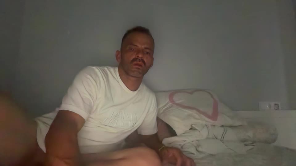 lolaandresbis Webcam Chat August 18, 2026