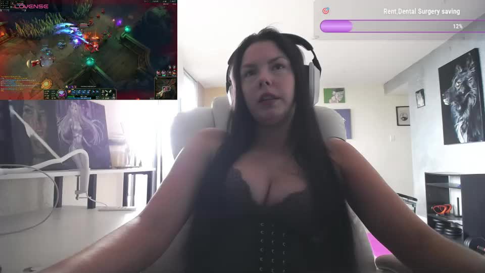 tinykylie Webcam Chat August 18, 2026