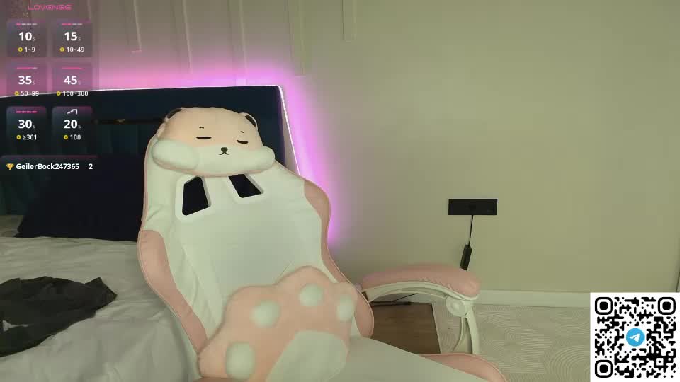 kum1k0 Webcam Chat August 18, 2026