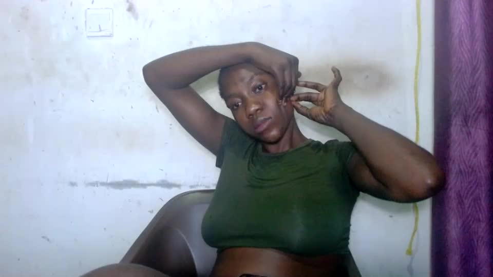juicyberryx Webcam Chat August 18, 2026