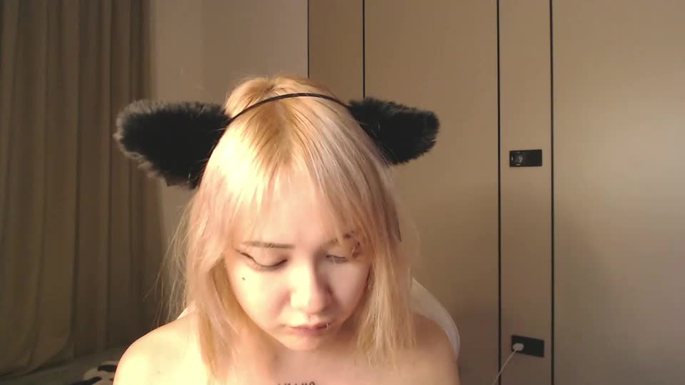 ka00ru_chan Webcam Chat August 18, 2026